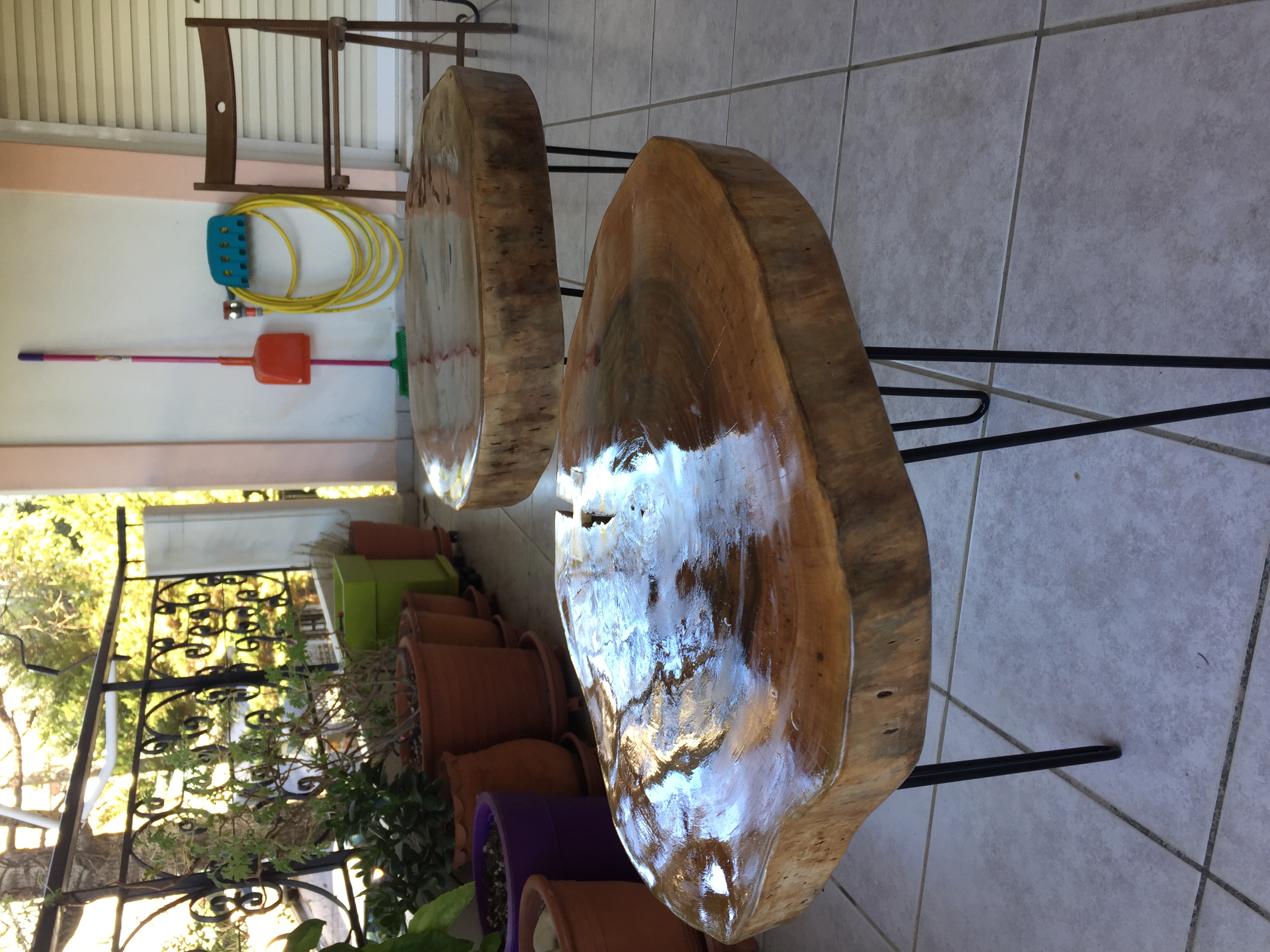 Close-up of the gloss finish on the slabs